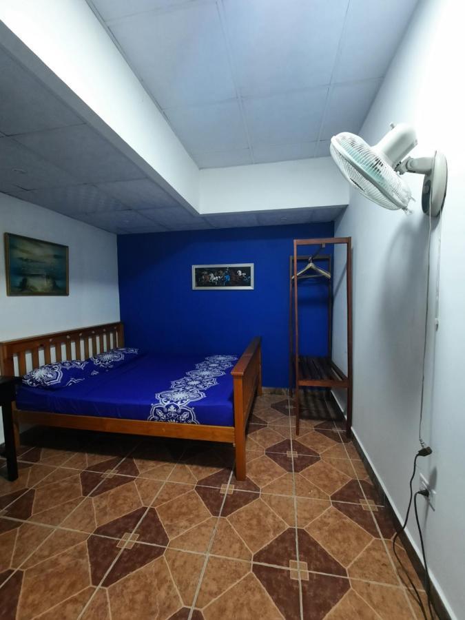 Bluerock Hostal David Exterior foto