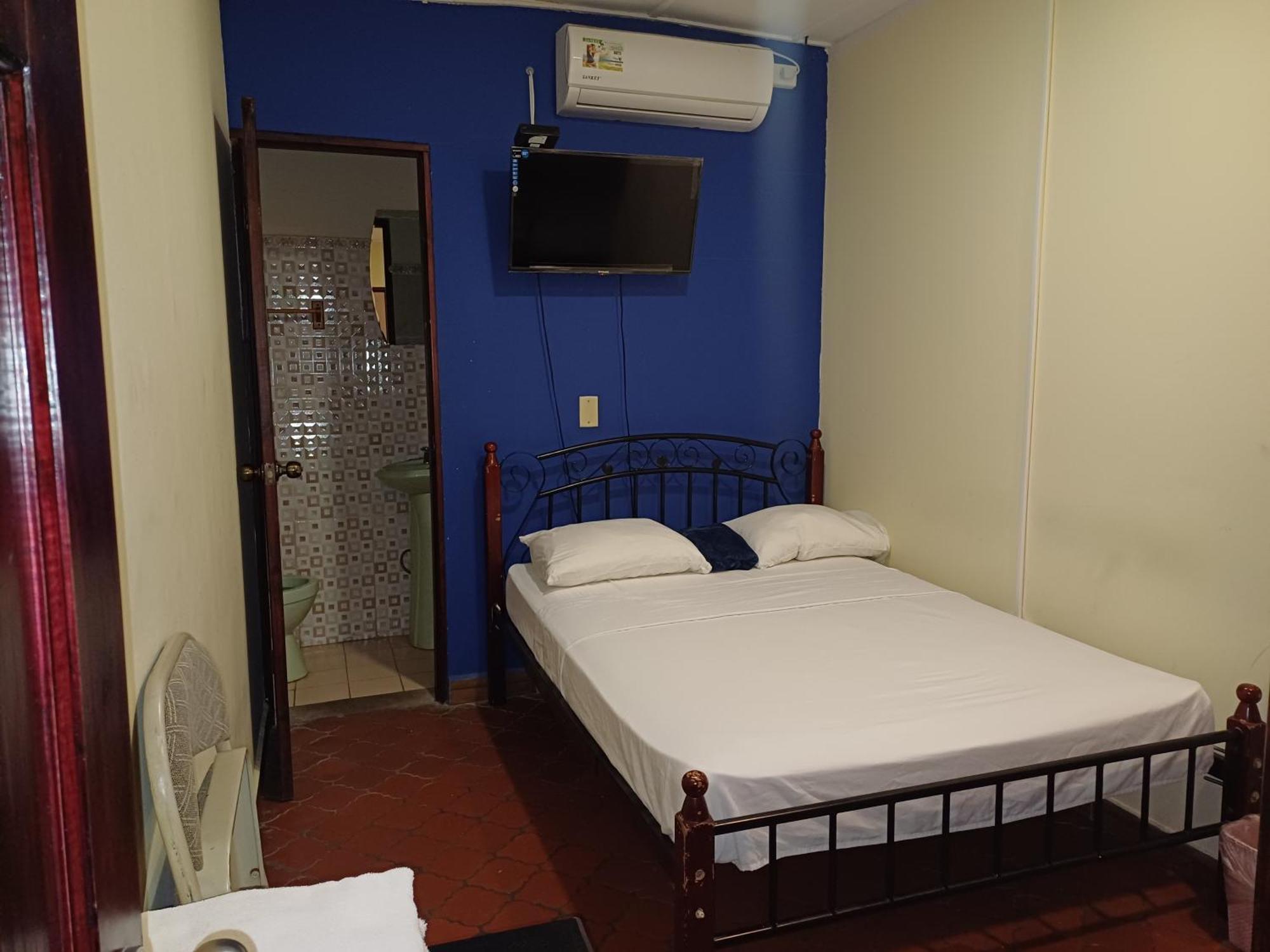 Bluerock Hostal David Exterior foto