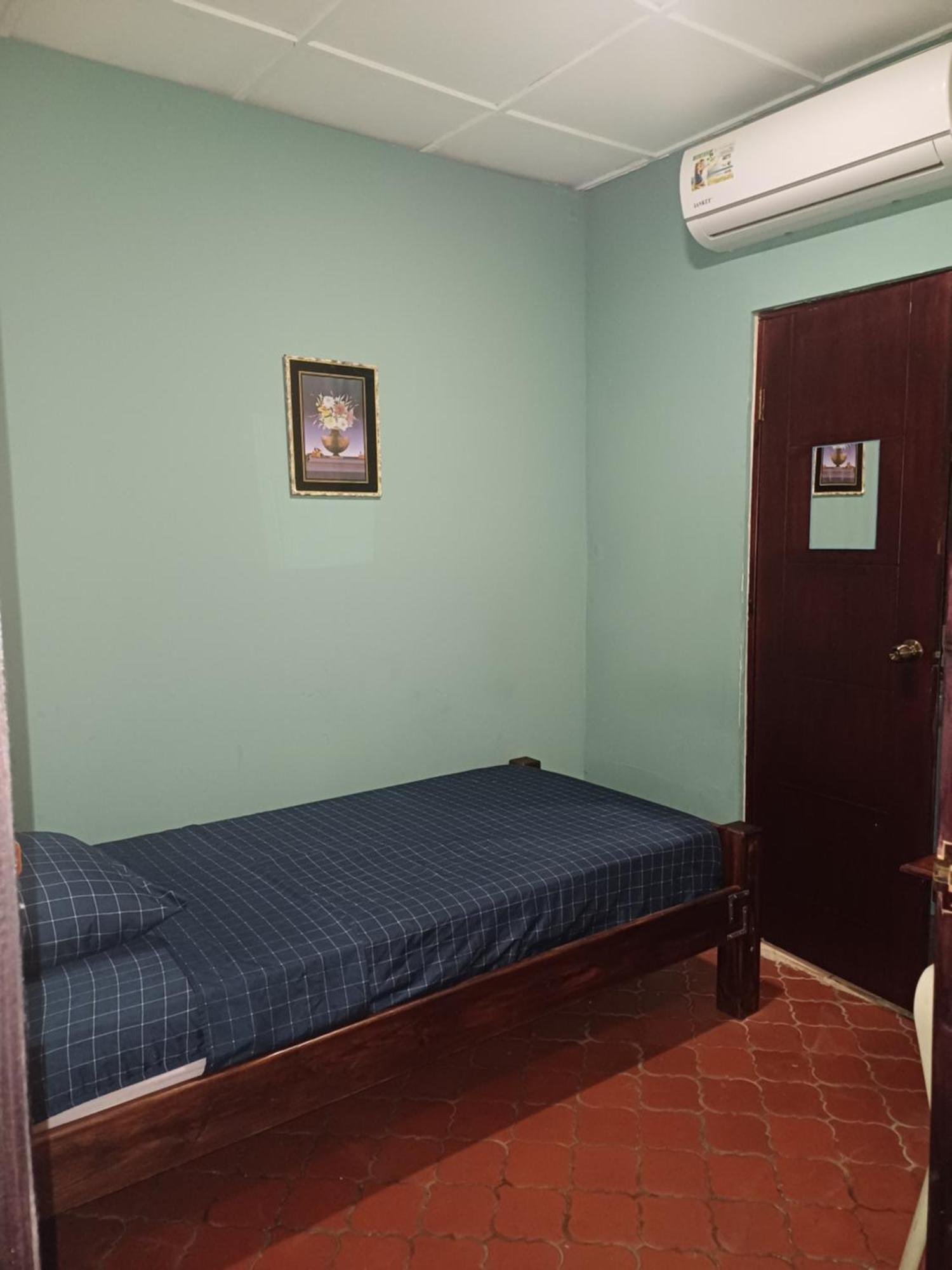 Bluerock Hostal David Exterior foto